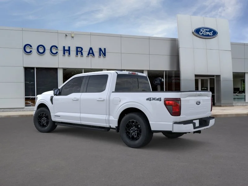 New 2025 Oxford White Ford XLT image 5