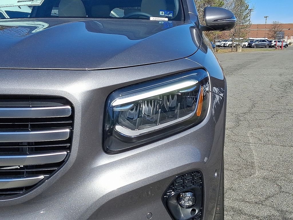 New 2026 Mountain Grey Metallic Mercedes-Benz GLB 250 image 6