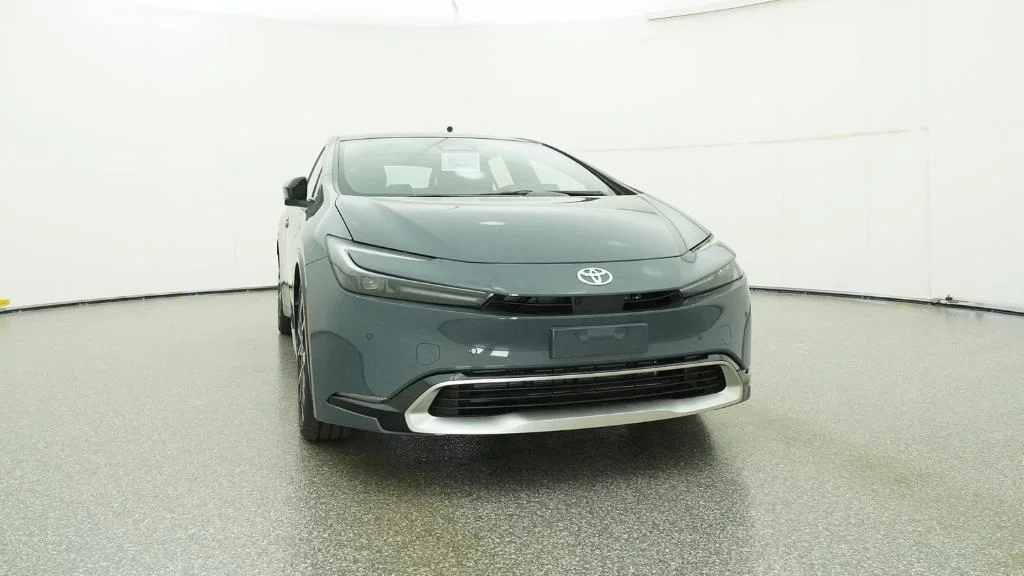 New 2026 Guardian Gray Toyota XSE Premium image 33