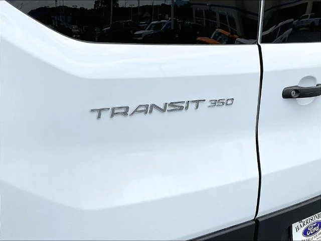 New 2025 Oxford White Ford Passenger Van XL image 44