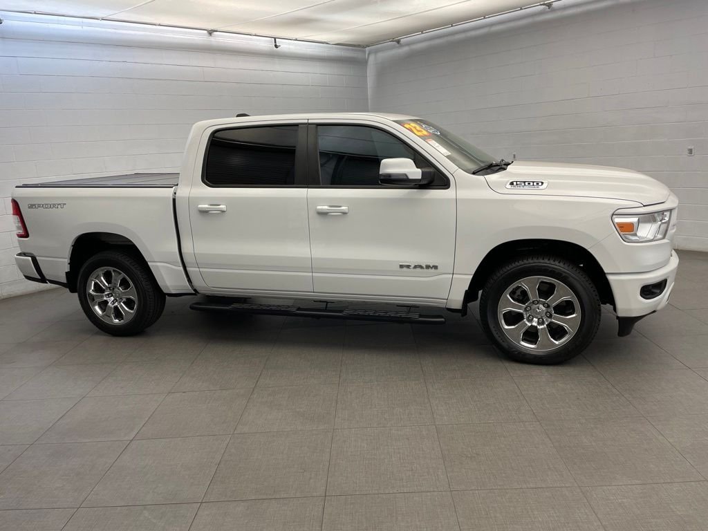 Certified Used 2023 White Ram Big Horn/Lone Star image 5