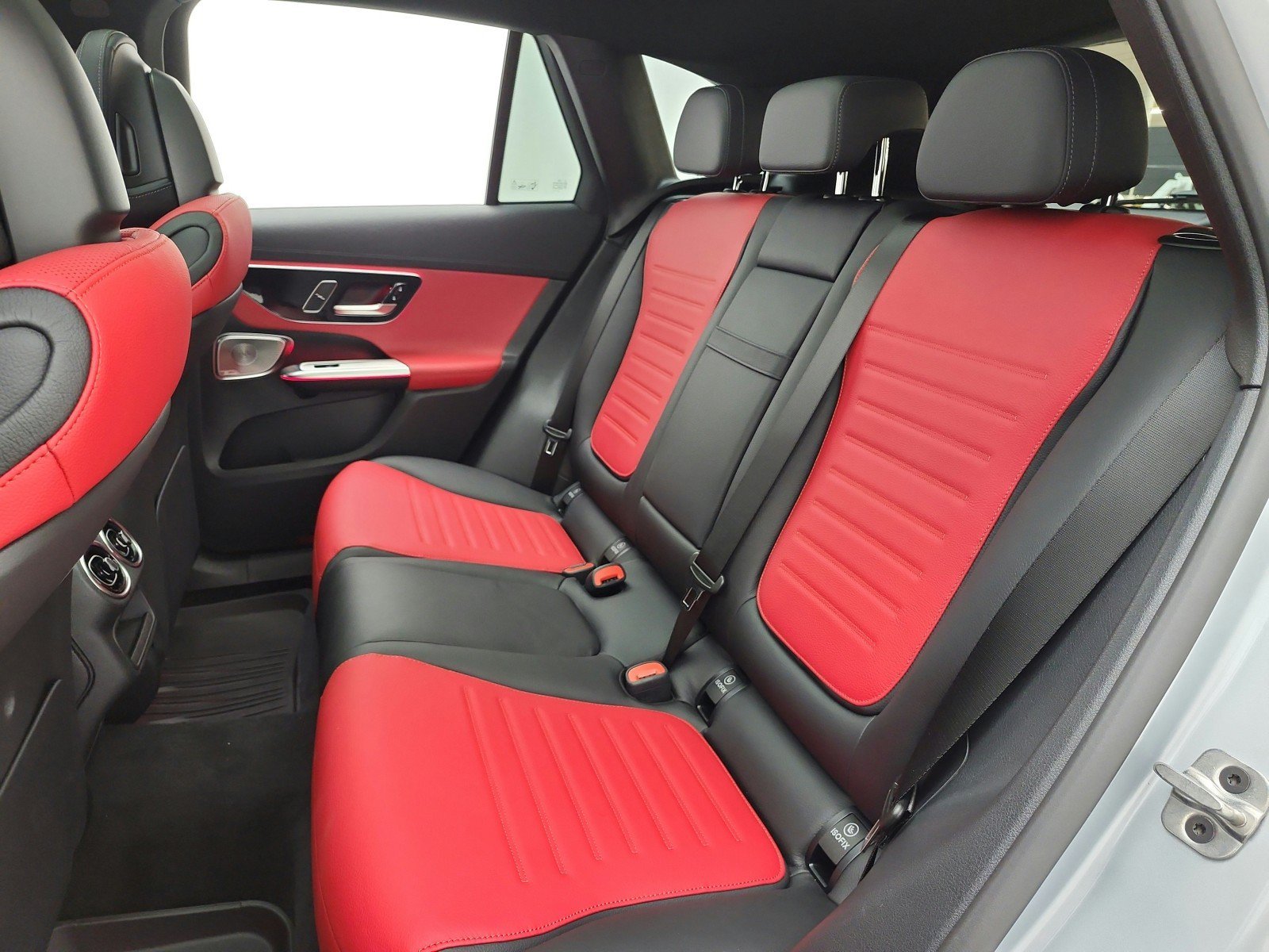 2026 Mercedes-Benz GLC Base - Photo 32