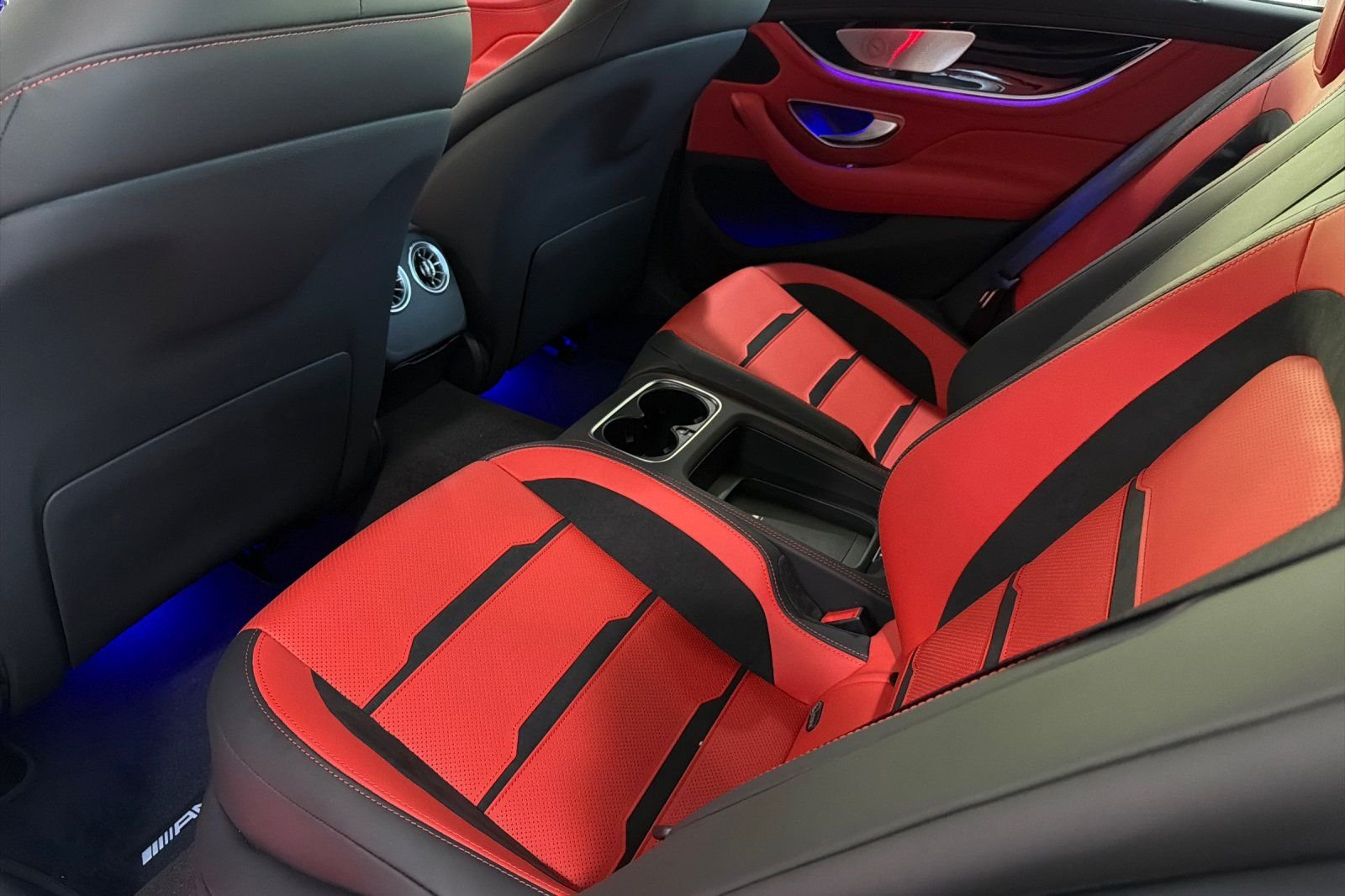 2026 Mercedes-Benz AMG GT 4-Door Coupe 43 - Photo 12