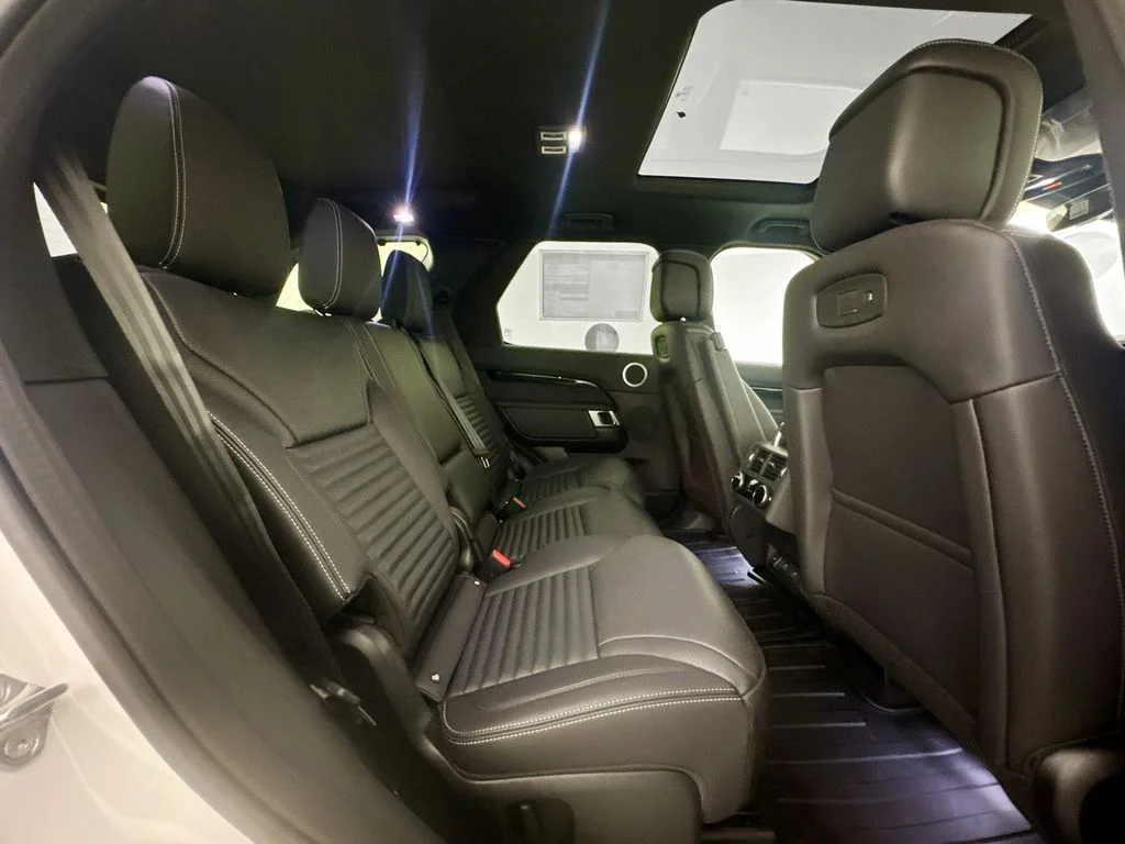 New 2026 Fuji White Land Rover S image 27
