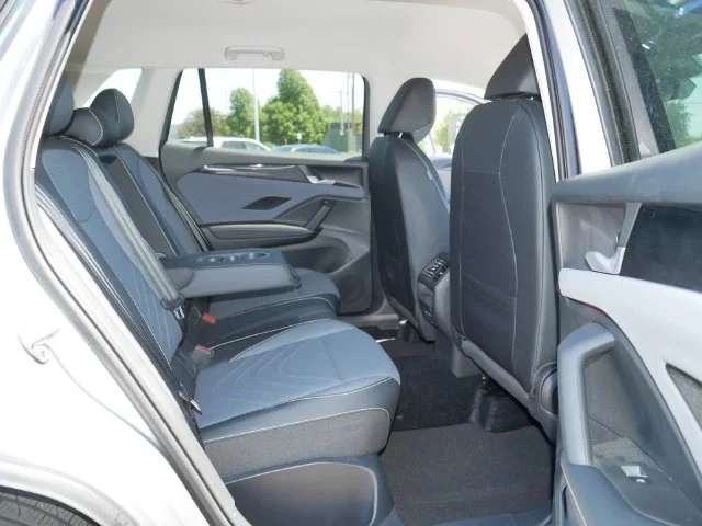 Certified Used 2025 Silver Volkswagen 2.0T SE image 19