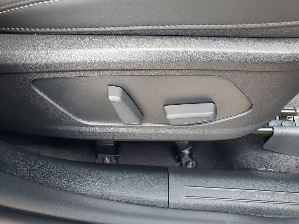 2026 Kia Sorento SX - Photo 13