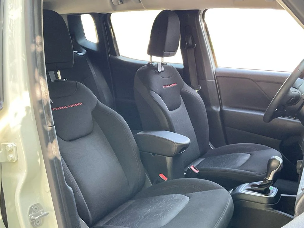 Used 2023 White Jeep Trailhawk image 26