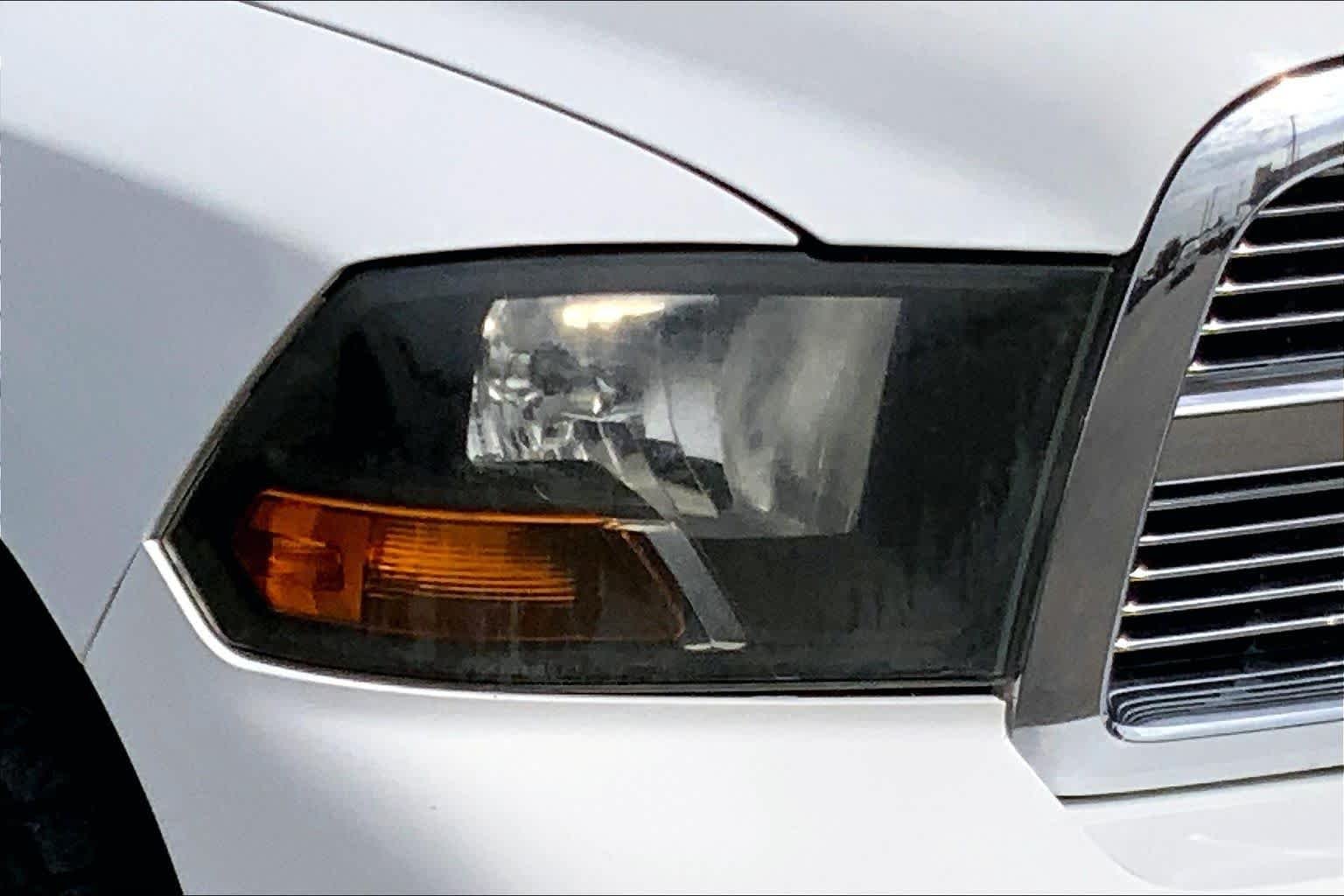 Used 2012 Bright White Ram Lone Star image 23