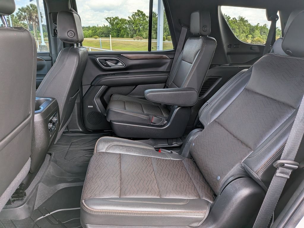 Used 2022 Beige Chevrolet High Country image 17