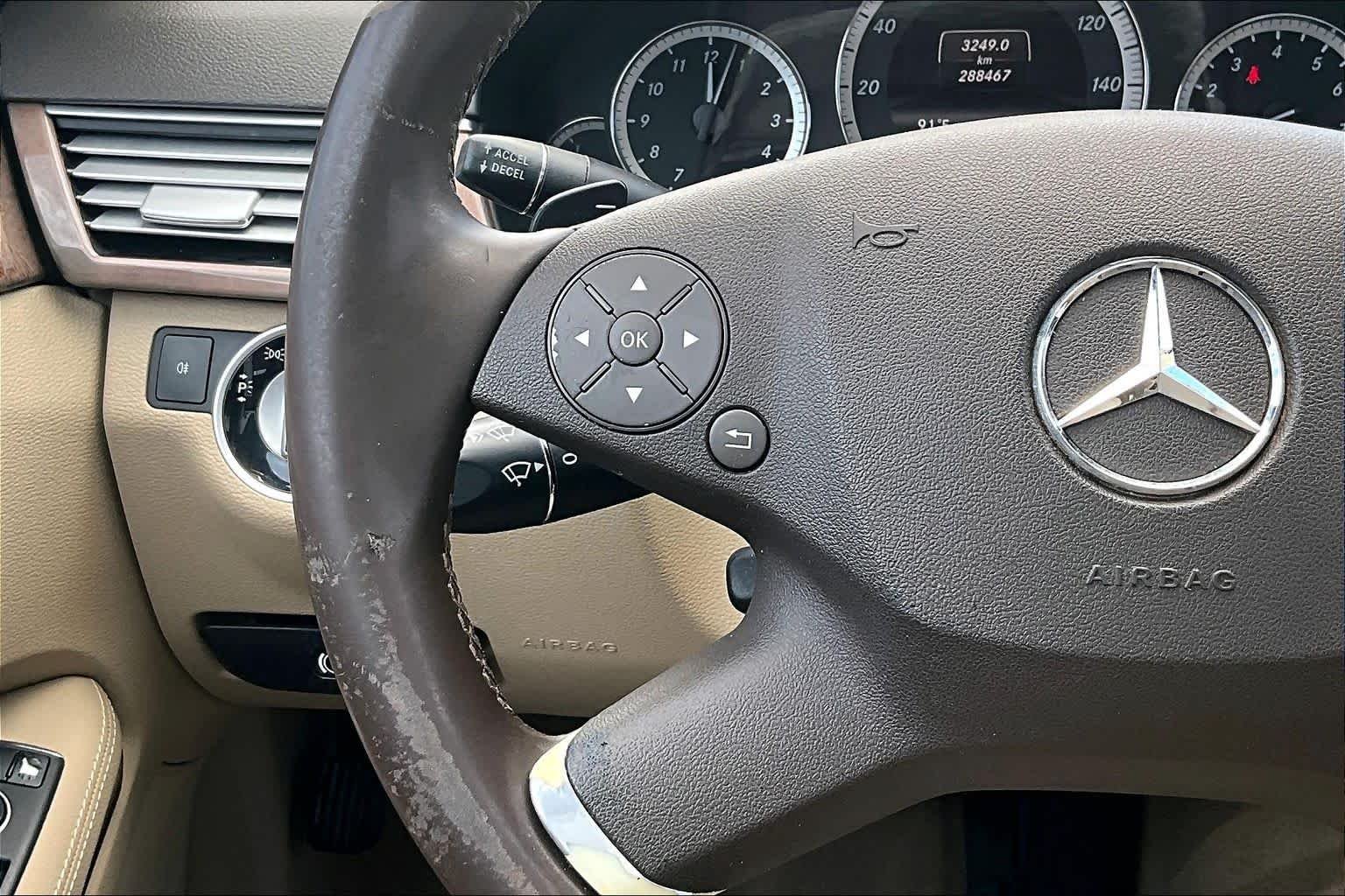 Used 2013 Indium Grey Metallic Mercedes-Benz E 350 Luxury image 20