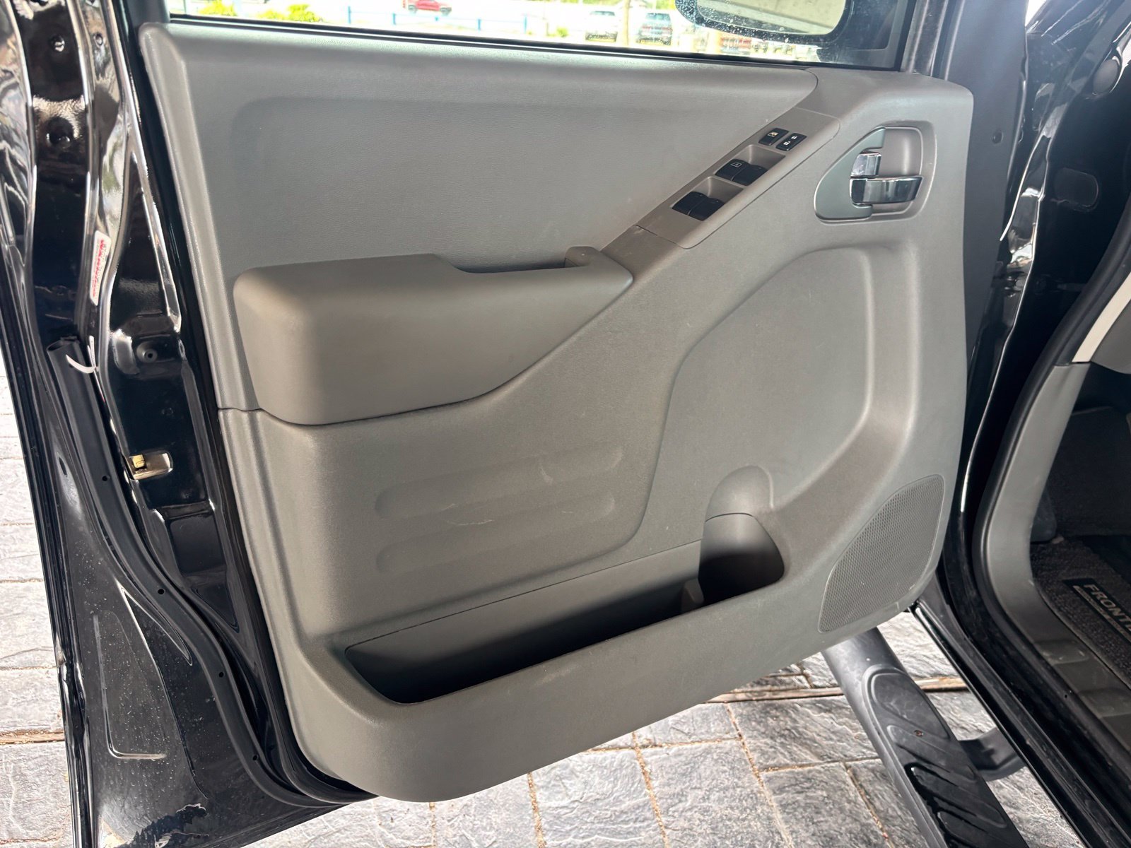 Used 2020 Black Nissan SV image 8