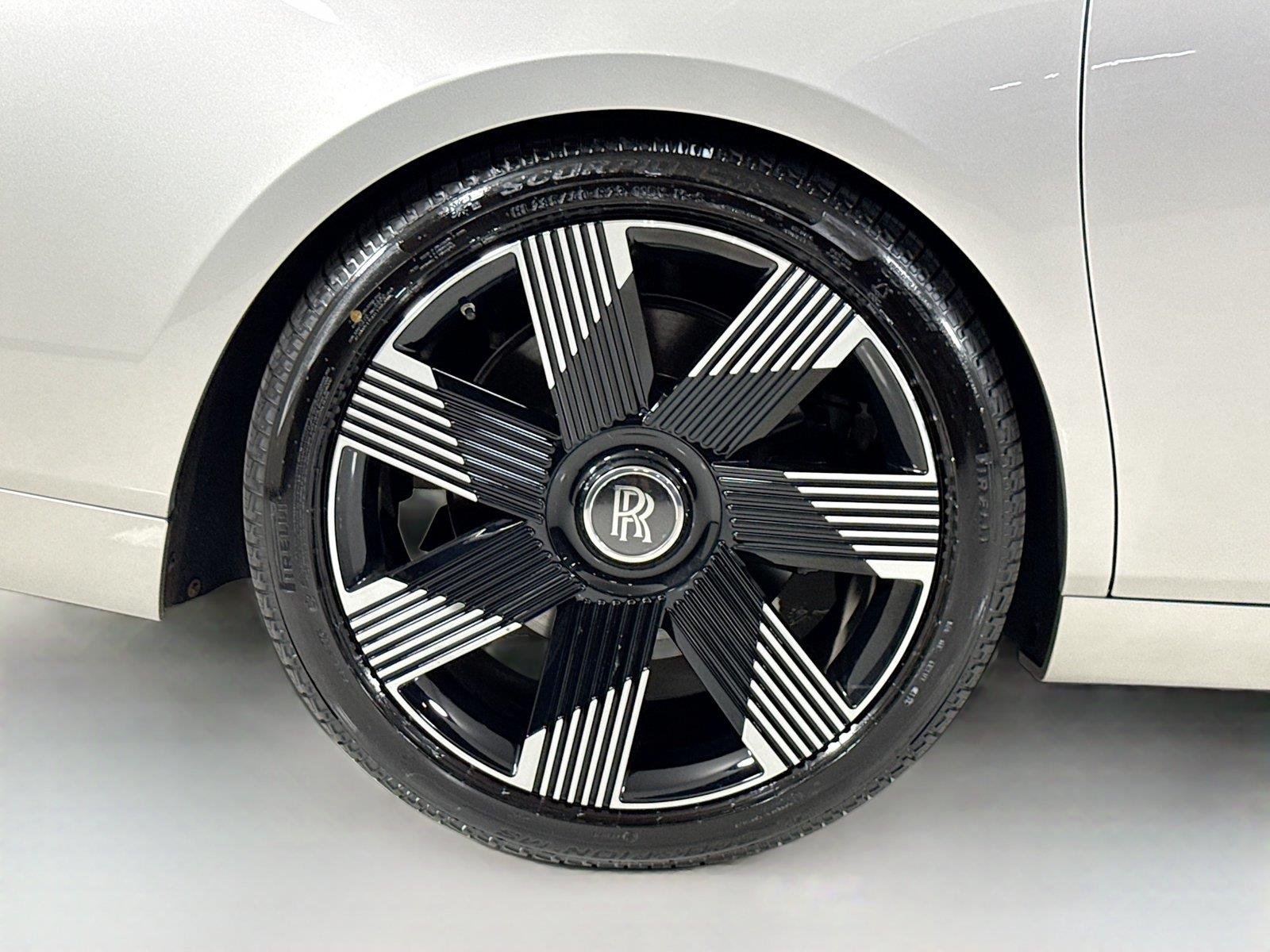 Used 2023 Jubilee Silver Rolls-Royce  image 48
