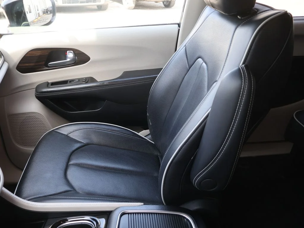 2024 Chrysler Pacifica Limited - Photo 23
