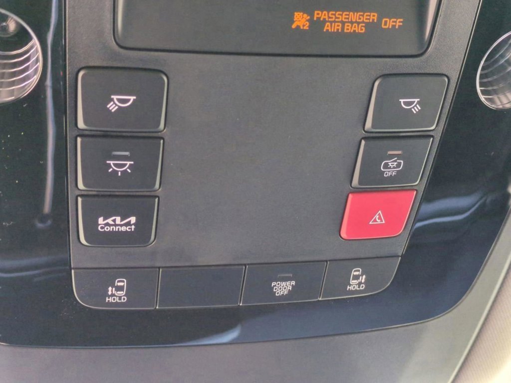 New 2026 Snow White Pearl Kia LX image 23