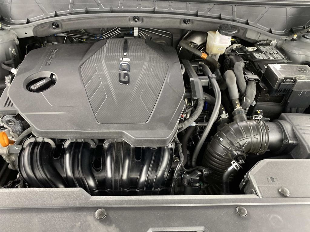 Used 2025 Gray Hyundai SEL image 32