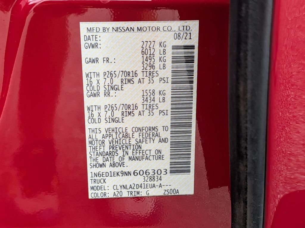 Used 2022 Red Nissan S image 31