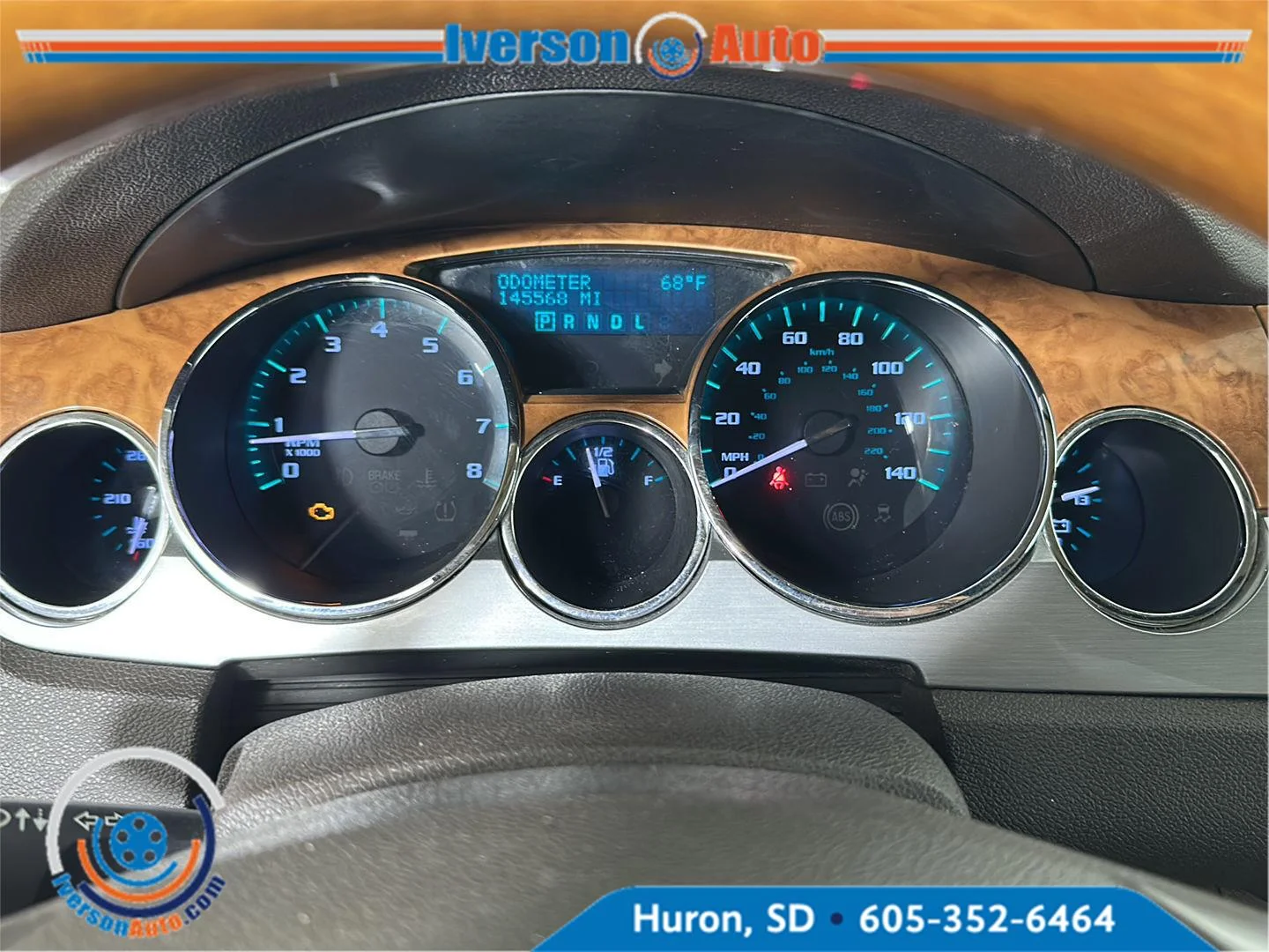 Used 2011 White Diamond Tricoat Buick CXL-2 image 18