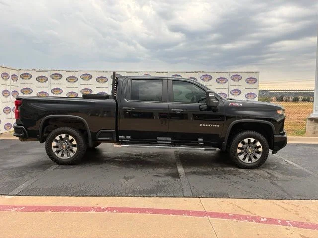 Pre-Owned 2024 Chevrolet Silverado 2500HD Custom