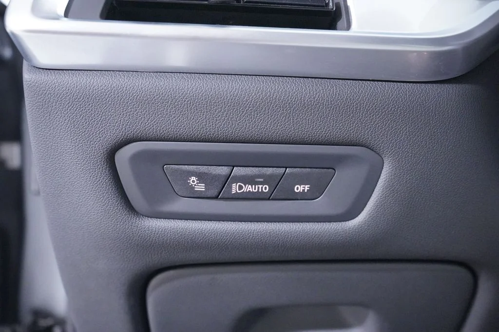 Used 2024 Gray Metallic BMW sDrive40i image 20