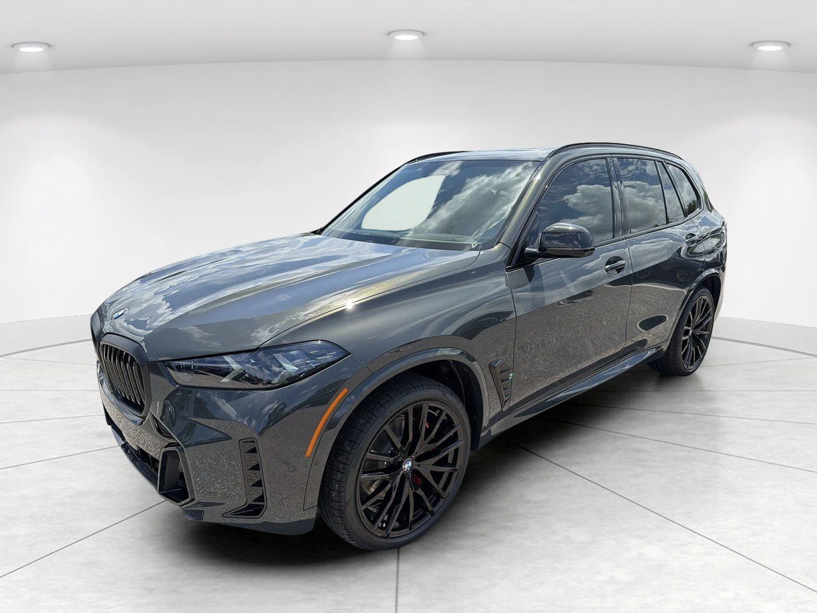 New 2026 Dravit Grey Metallic BMW sDrive40i image 8