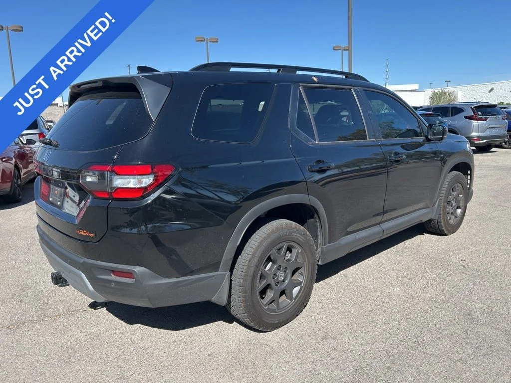 2025 Honda Pilot TrailSport - Photo 3