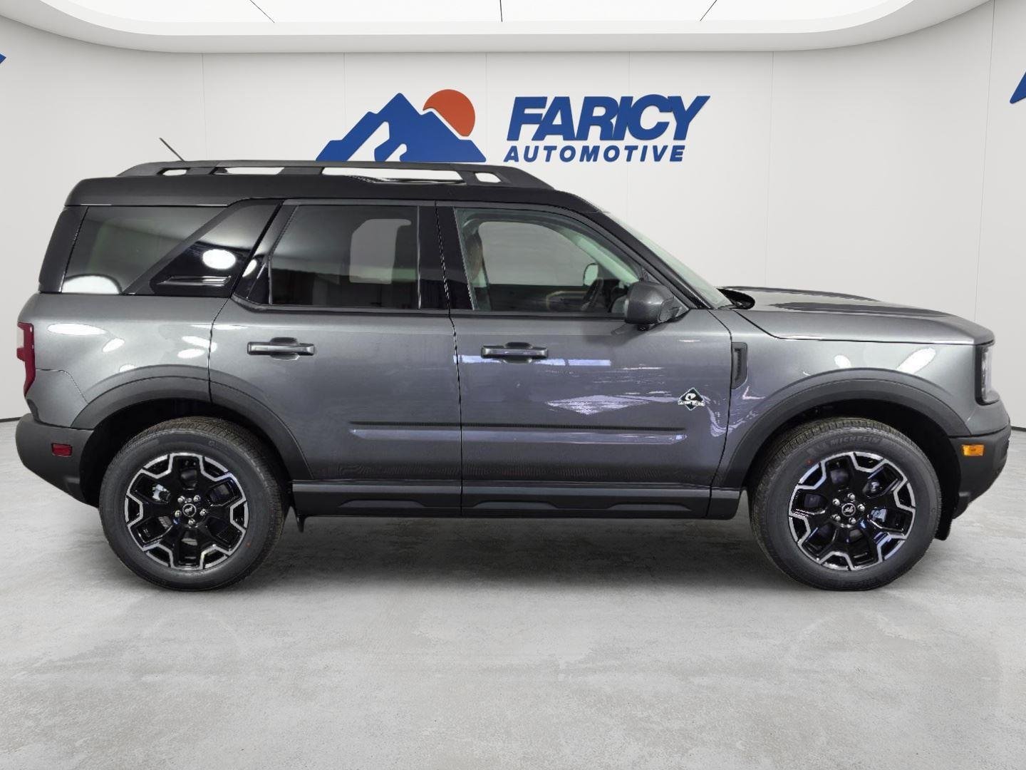 Used 2025 Carbonized Gray Metallic Ford Outer Banks image 10