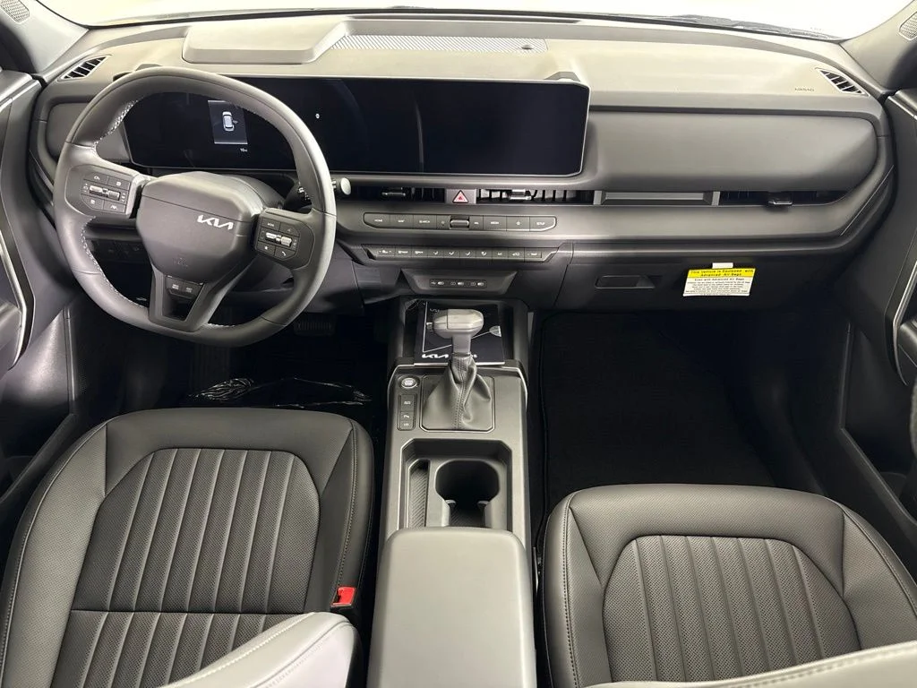 New 2027 Snow White Pearl / Black Roof Kia X-Line image 14