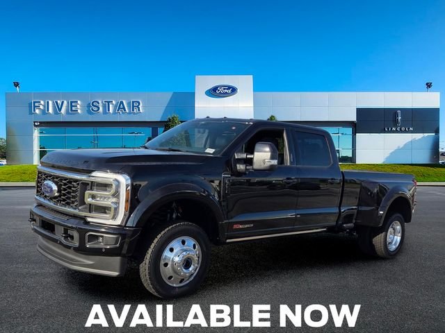New 2026 Agate Black Metallic Ford Platinum image 3