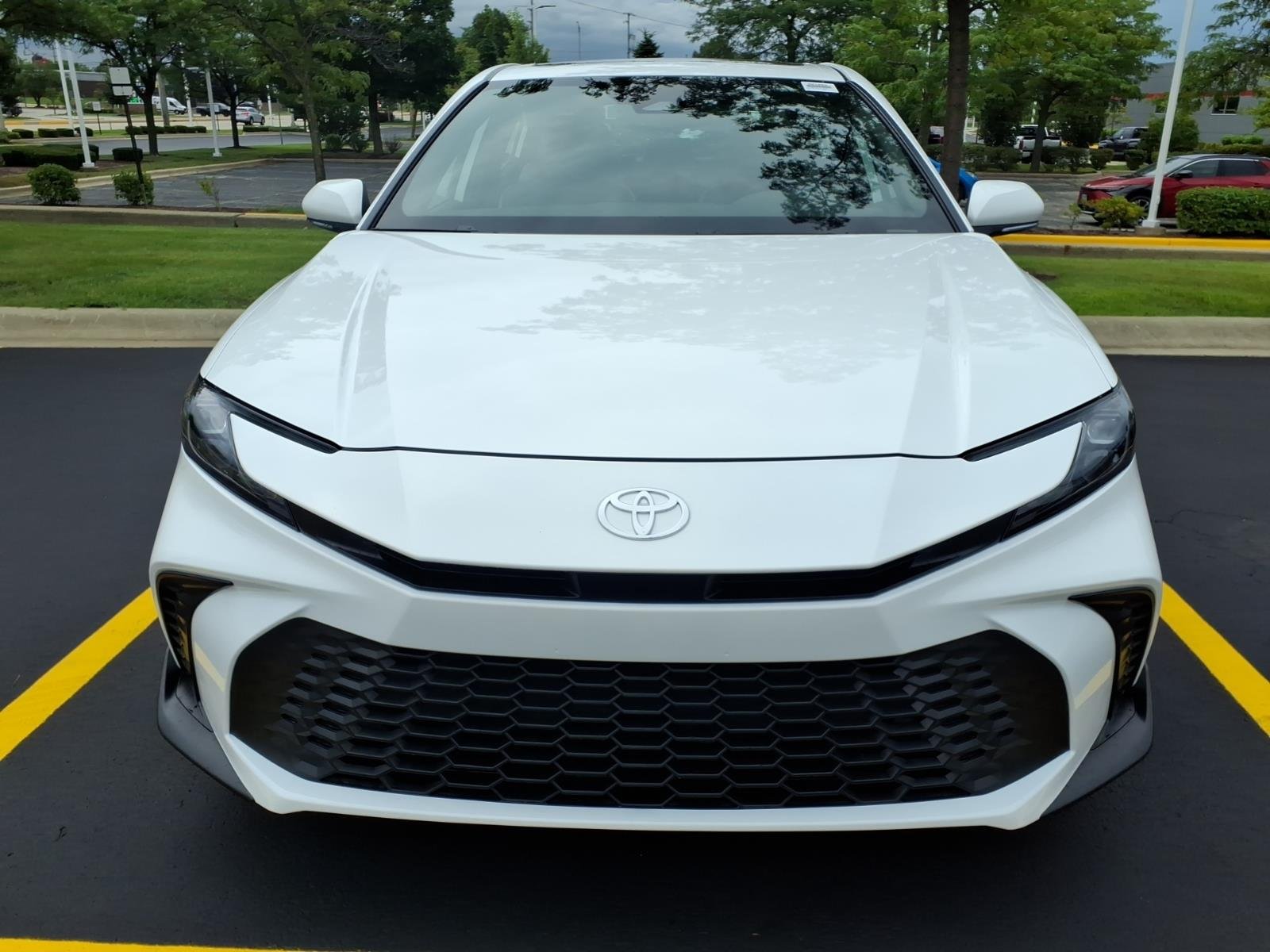 New 2026 Ice Cap Toyota  SE AWD image 2