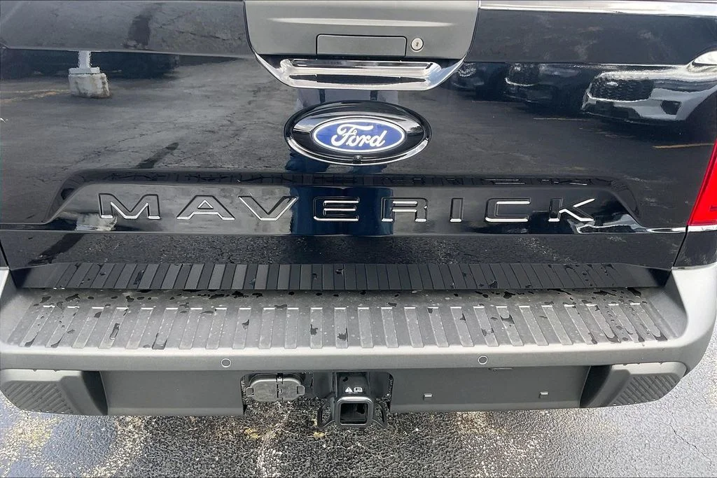 New 2026 Shadow Black Ford XLT image 31