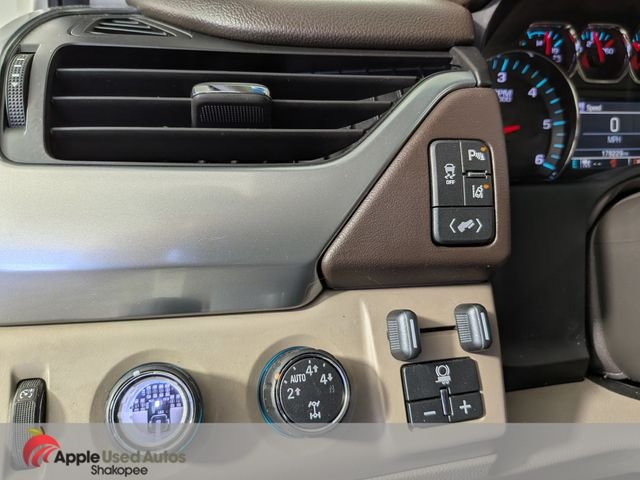 Used 2015 White Chevrolet LTZ image 32