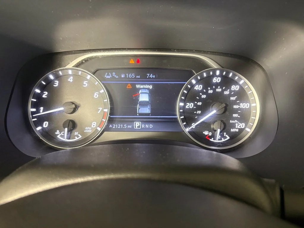 Used 2022 Gray Nissan S image 26