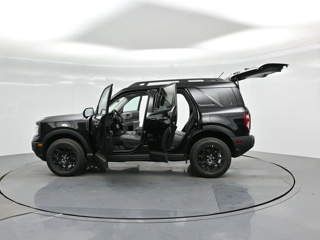 New 2025 Black Ford Badlands image 39