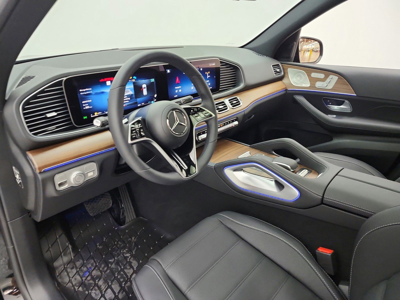 New 2026 Obsidian Black Metallic Mercedes-Benz GLE 580 4MATIC® SUV image 40