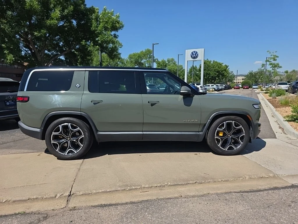 Used 2022  Rivian Launch Edition image 6