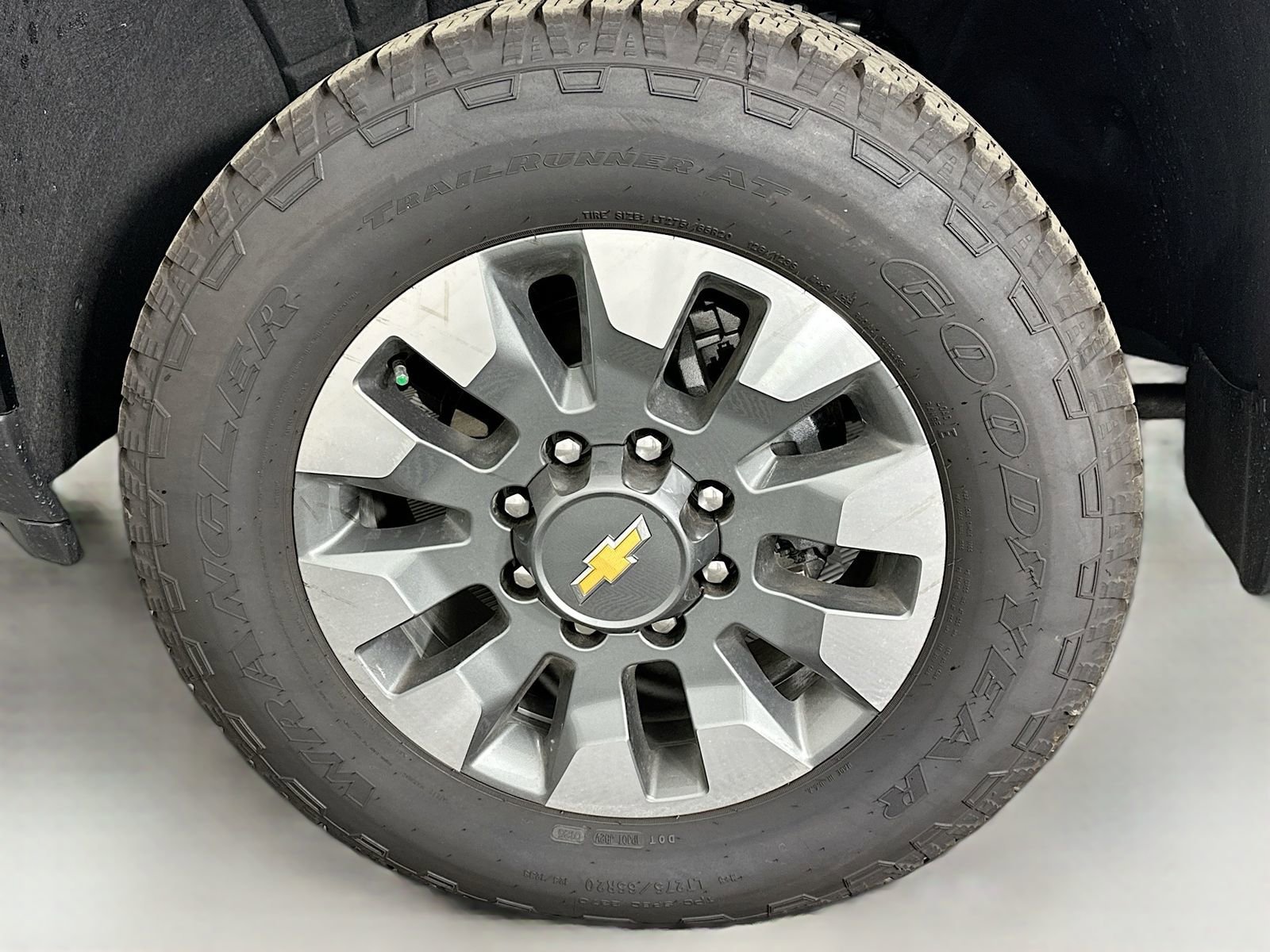 2025 Chevrolet Silverado 2500 HD Custom - Photo 30