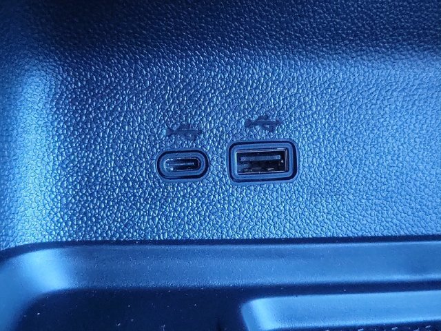 New 2027 Polar White Tricoat Chevrolet LT image 15