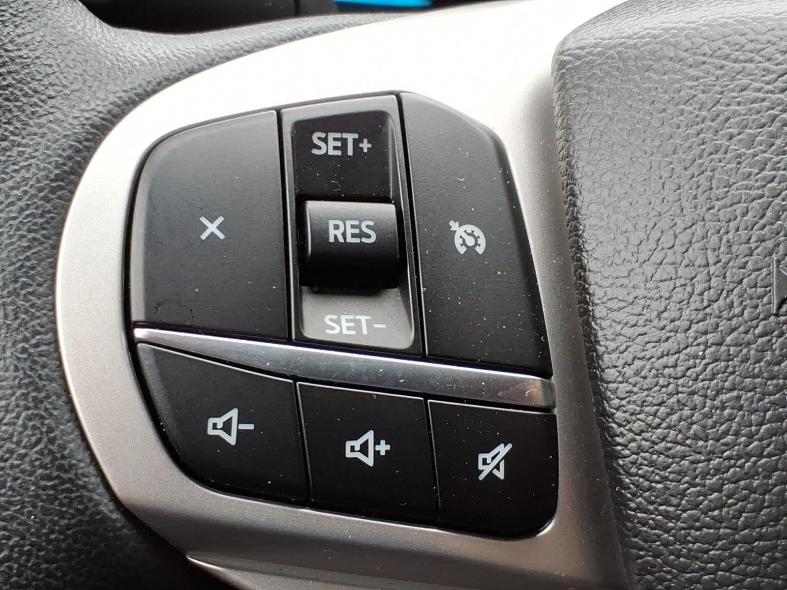 Used 2023 Agate Black Metallic Ford XLT image 14