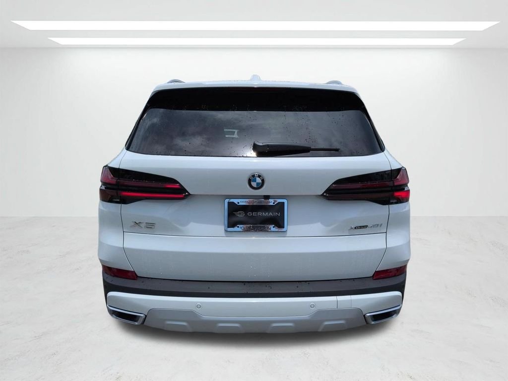 New 2026 Alpine White BMW xDrive40i image 5