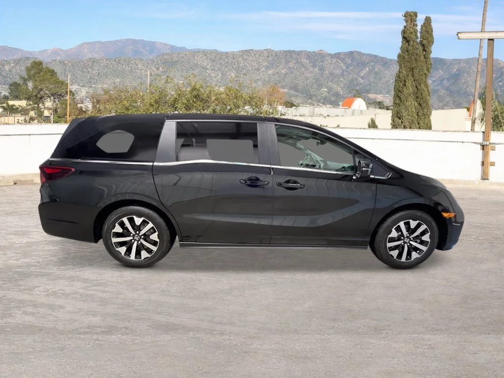 2026 Honda Odyssey EX-L - Photo 7
