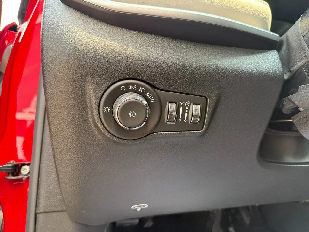 2025 Jeep Compass Limited - Photo 19