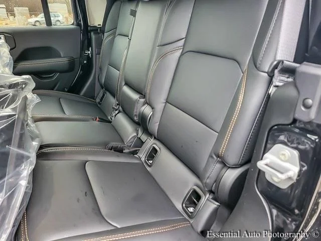 New 2026 Black Clearcoat Jeep Sahara image 9