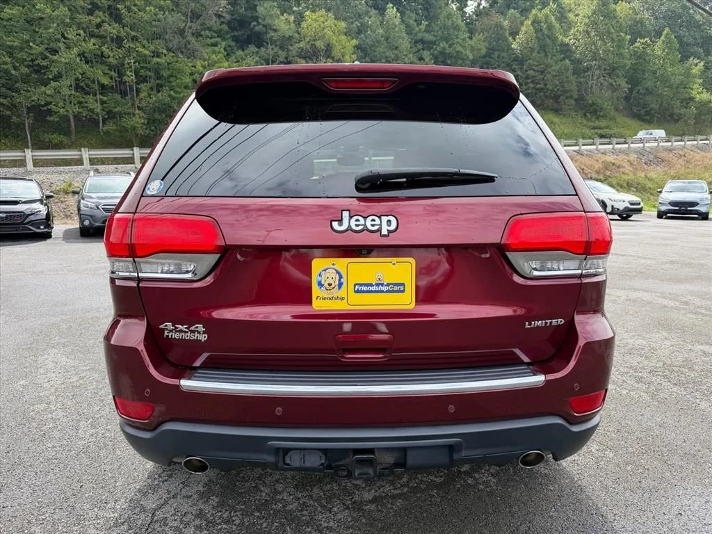 Used 2018 Red Jeep Limited image 14