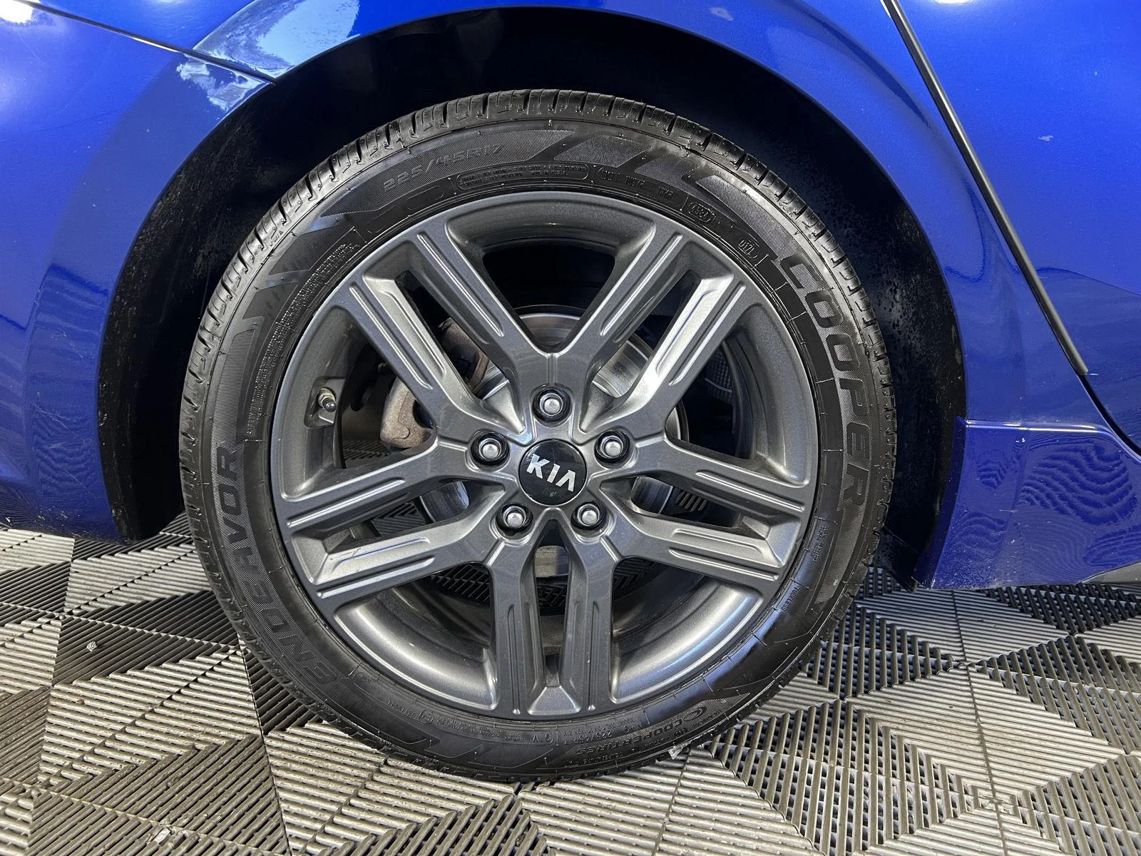 Used 2020 Bl Kia GT-Line image 22