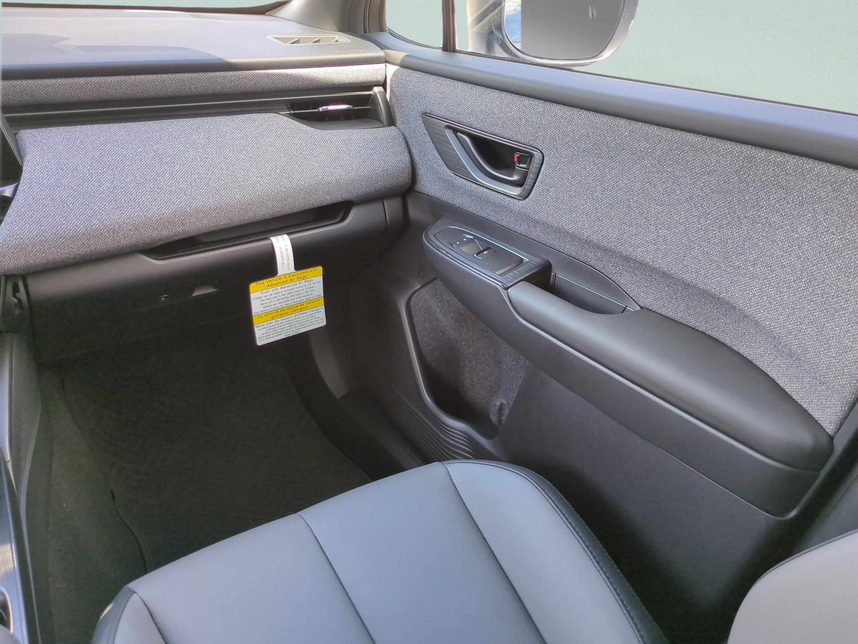 Used 2026 Crystal White Pearl Subaru Premium image 12