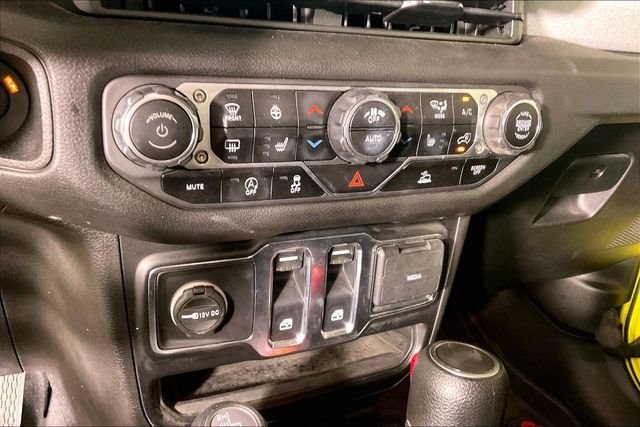 Used 2024 Yellow Jeep Sport S image 12