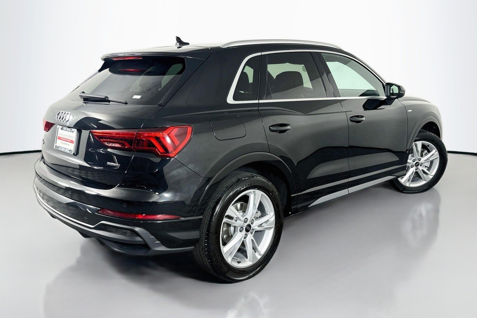 Used 2023 Mythos Black Metallic Audi S line Premium image 14
