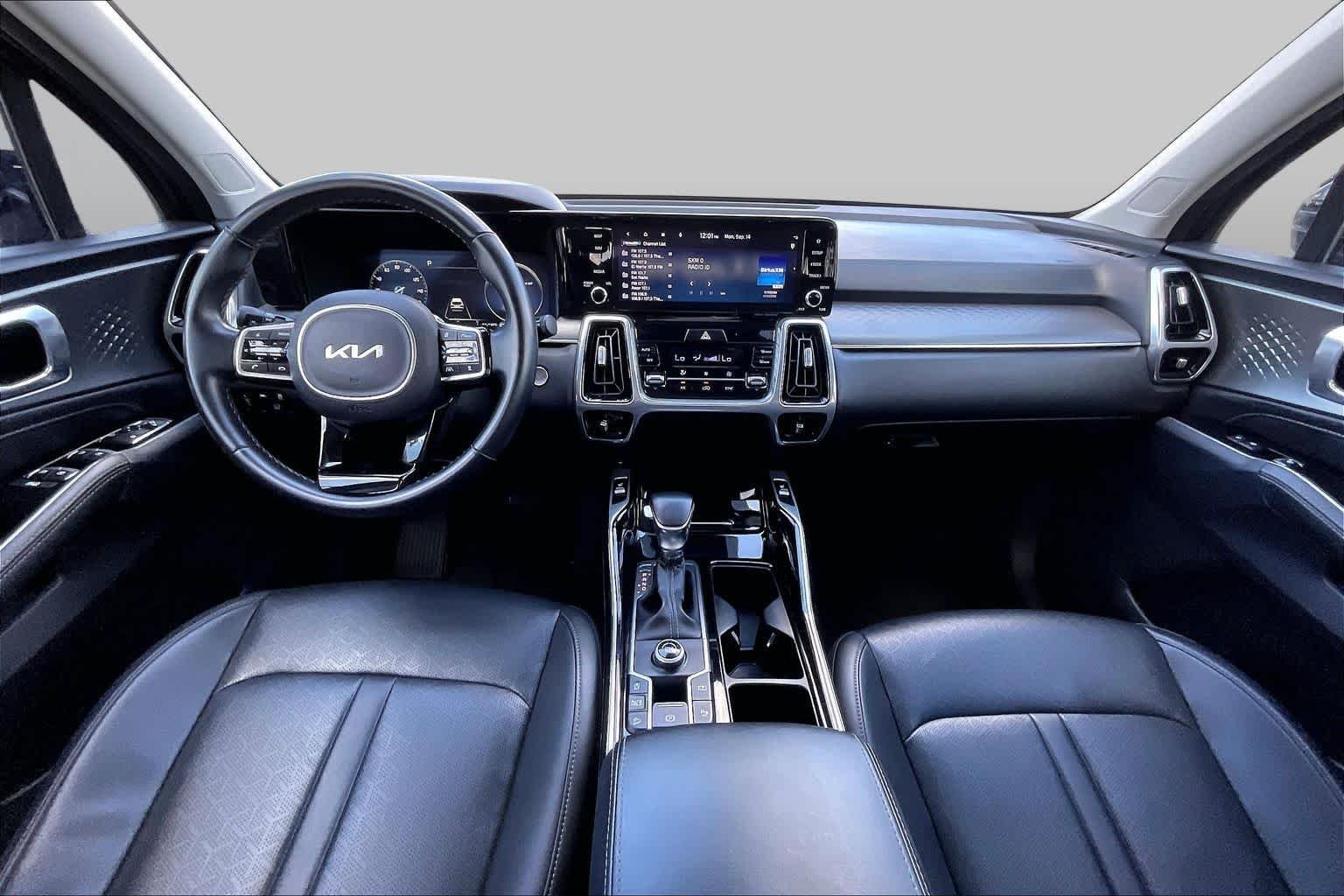 Used 2023 Gravity Grey Kia SX image 16