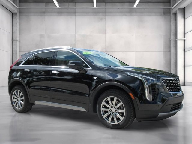 2022 Cadillac XT4 AWD Premium Luxury