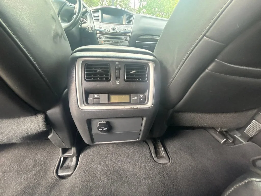 Used 2014  INFINITI NA image 20